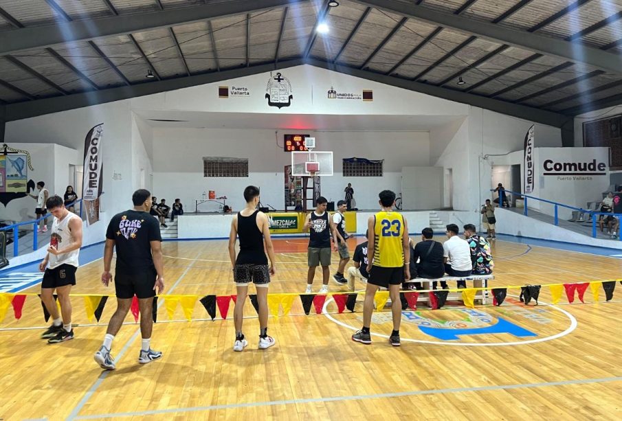 Jugadores de basquetbol