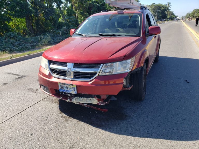 Carro involucrado en muerte de motociclista