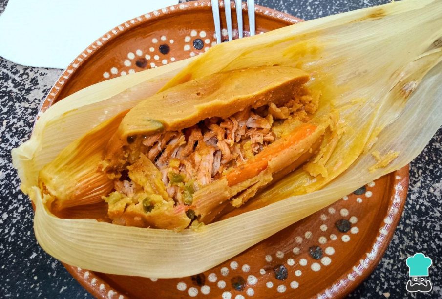 Toda una tradición mexicana es la de dar tamales el 2 de febrero quien saco el Niño Dios en la Rosca de Reyes