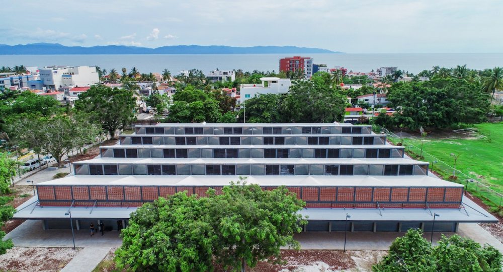 Mercado y Parque de Bucerias