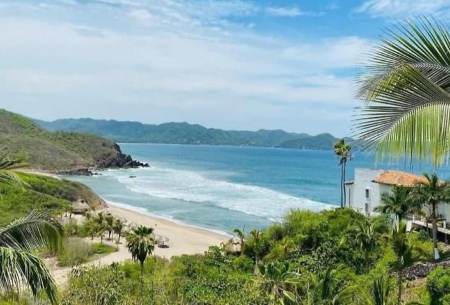 A solo tres horas de puerto Vallarta se encuentra la única playa nudista de Jalisco