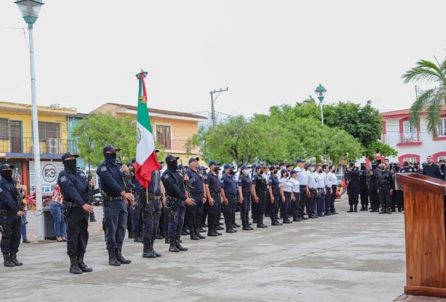 Policías de Bahía de Banderas