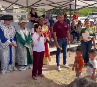 Presidante del DIF Vallarta en festejo Día de Reyes