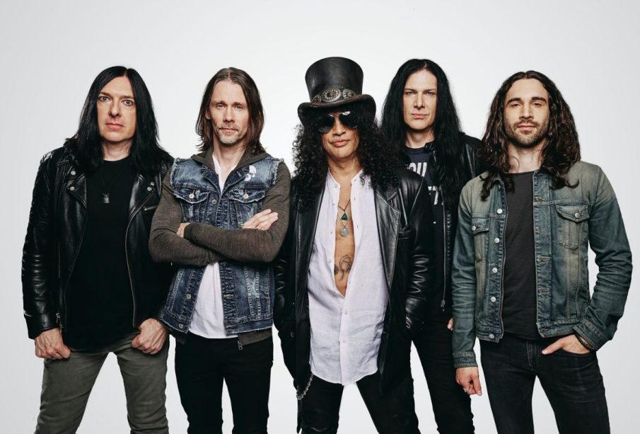 Slash Myles Kennedy and The Conspirators