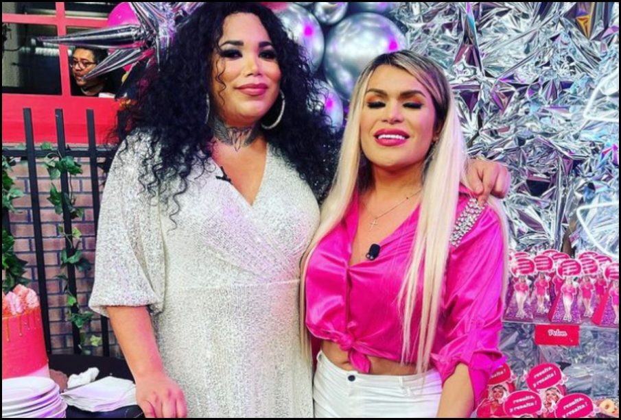 Paola Suárez y Wendy Guevara.