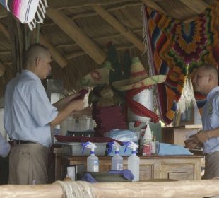 Trabajadores de restaurante en Puerto Vallarta