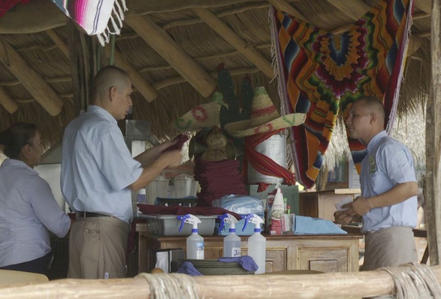 Trabajadores de restaurante en Puerto Vallarta