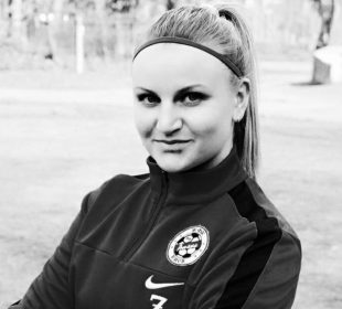 Viktoriya Kotlyarova, futbolista ucraniana