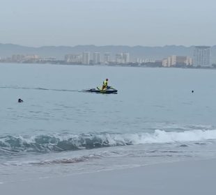 Playa Camarones.