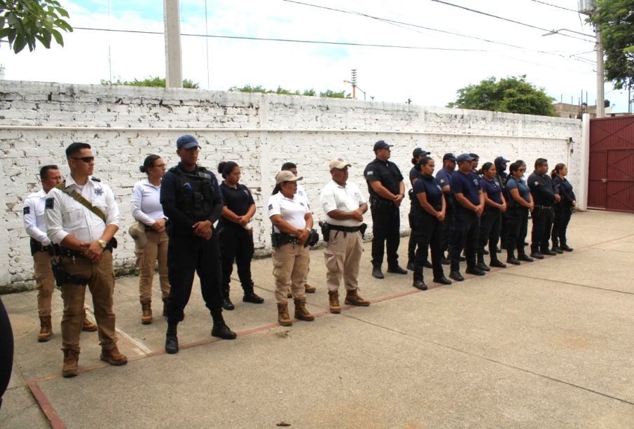 Policías de Puerto Vallarta