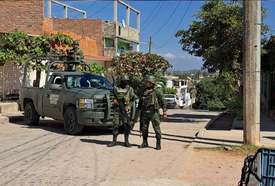 Elementos del Ejército Mexicano en El Coapinole