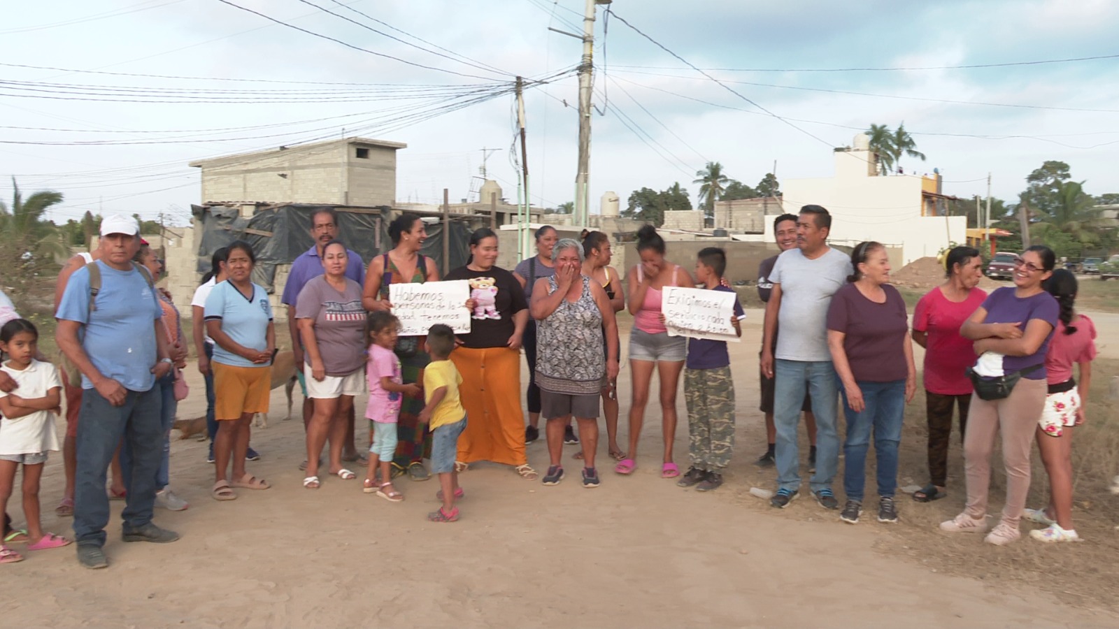 En pie de guerra vecinos de Las Brisas Ixtapa