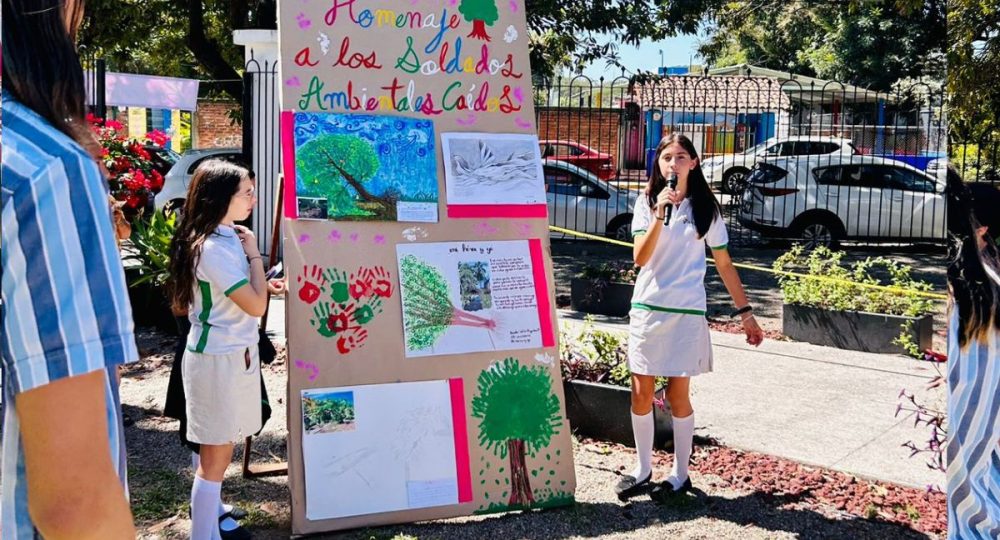 Homenaje a los soldados ambientales caídos