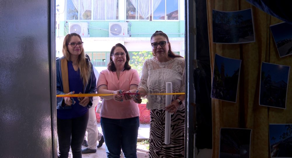 Inauguración de exposición de alumnos de la ETI