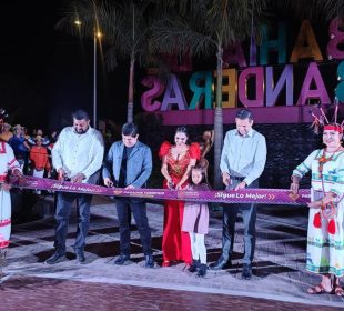 Inauguración de letras de Bahía de Banderas