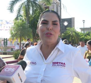 La presidenta municipal de Bahía de Banderas, Mirtha Villalvazo Amaya