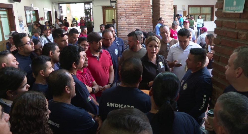 Maniestación en el Ayuntamiento de Puerto Vallarta