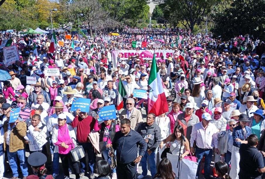 Marcha por Nuestra Democracia Guadalajara