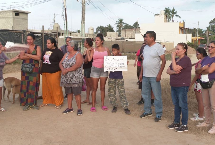 Vecinos de la colonia Las Brisas