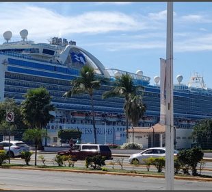 Crucero Emerald Princess.