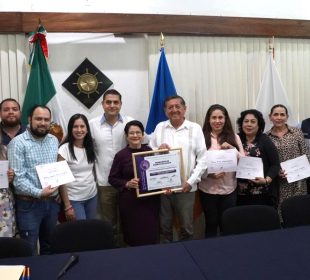 Autoridades de Vallarta reciben distintivo en lactancia materna