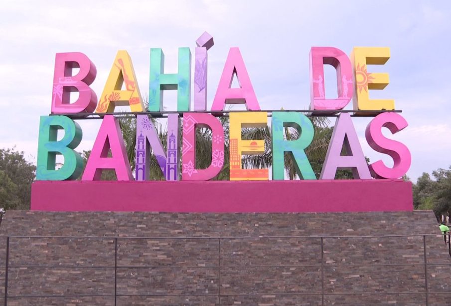 Maxiletras de Bahía de Banderas.