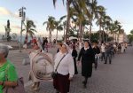 Religiosas o monjas peregrinaron en el malecón