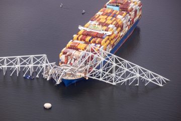 FOTOS del momento exacto del derrumbe de puente en Baltimore tras impacto de barco