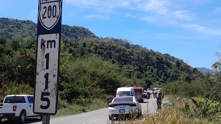 Accidente en la federal 200