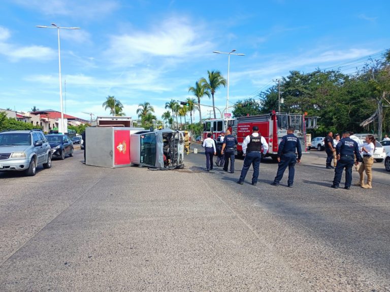 Autoridades en sitio de volcadur a