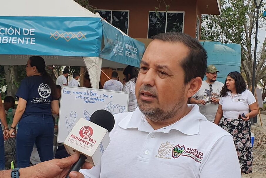 Director de Medio Ambiente de Bahía de Banderas reta pero evade dar explicaciones a la prensa