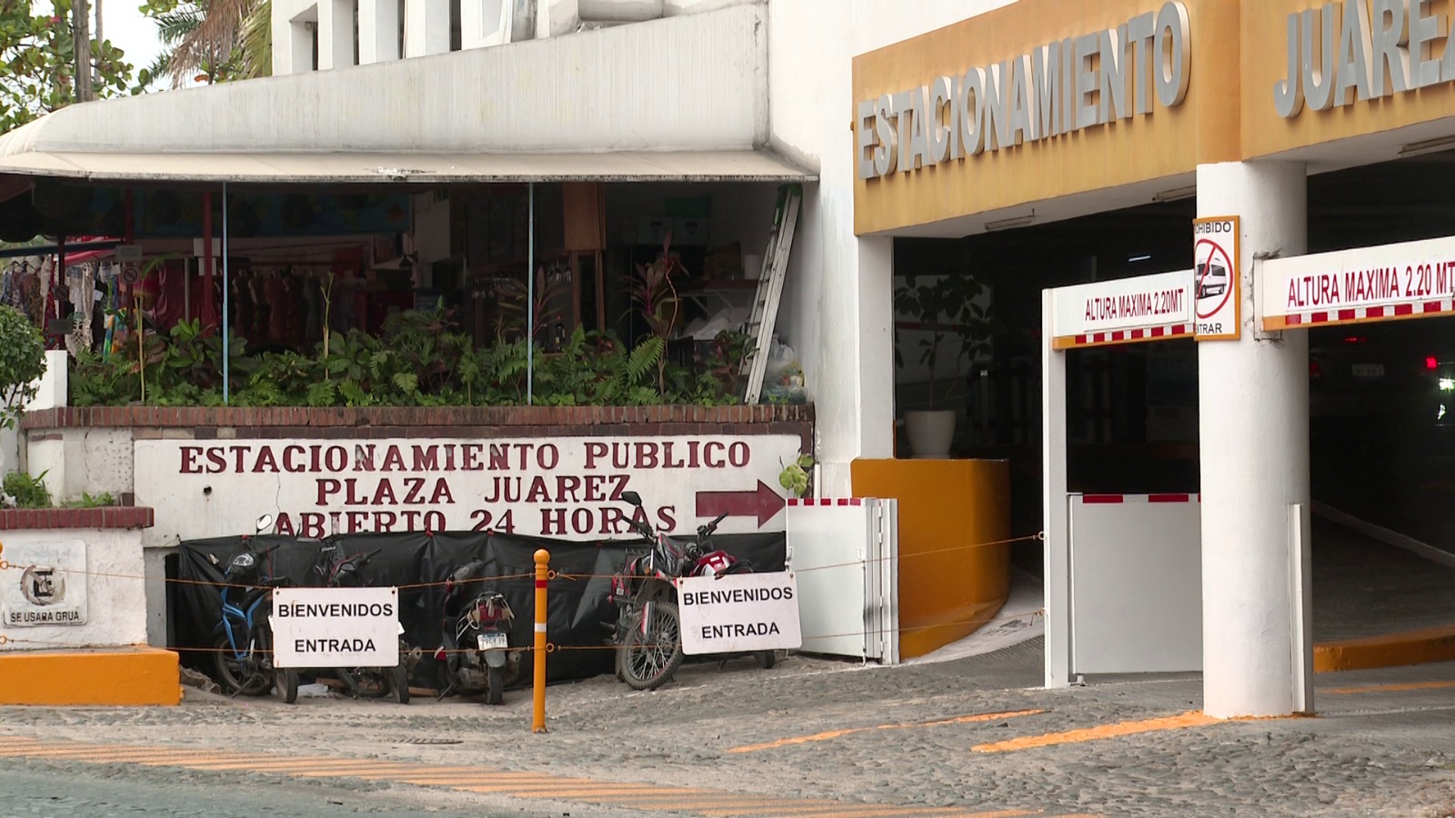 Estacionamiento público Plaza Juárez