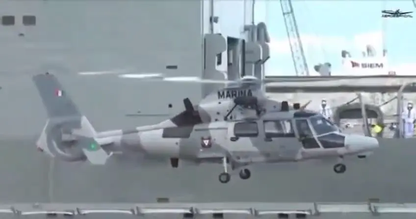 Helicóptero de la Marina se desploma