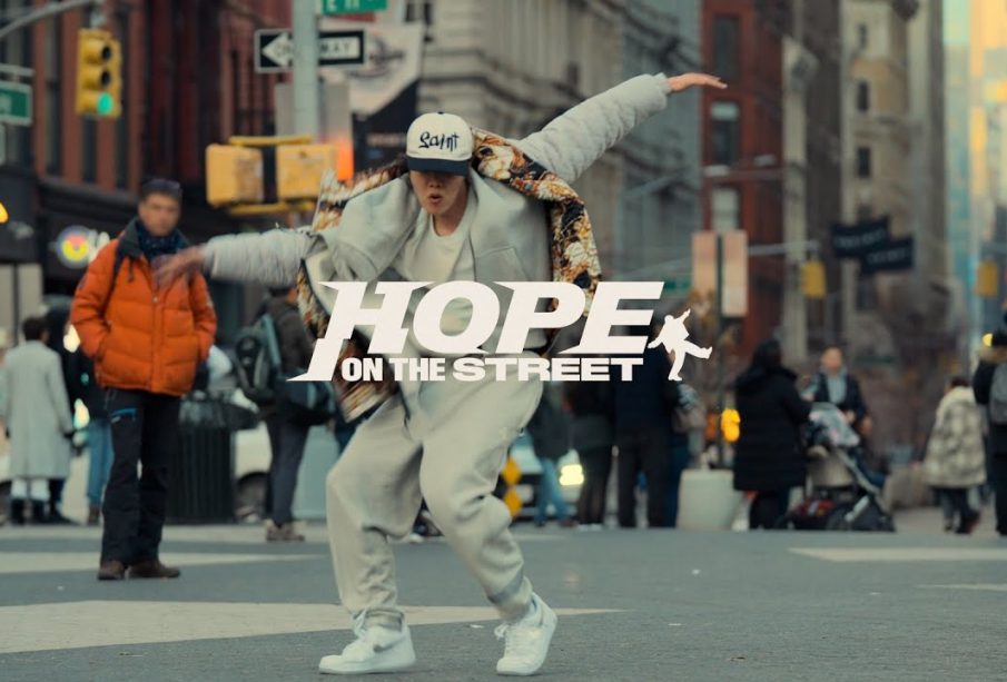 J-hope en “Hope on the Street”