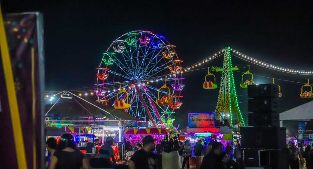 Juegos mecánicos en Feria Ganadera 2024