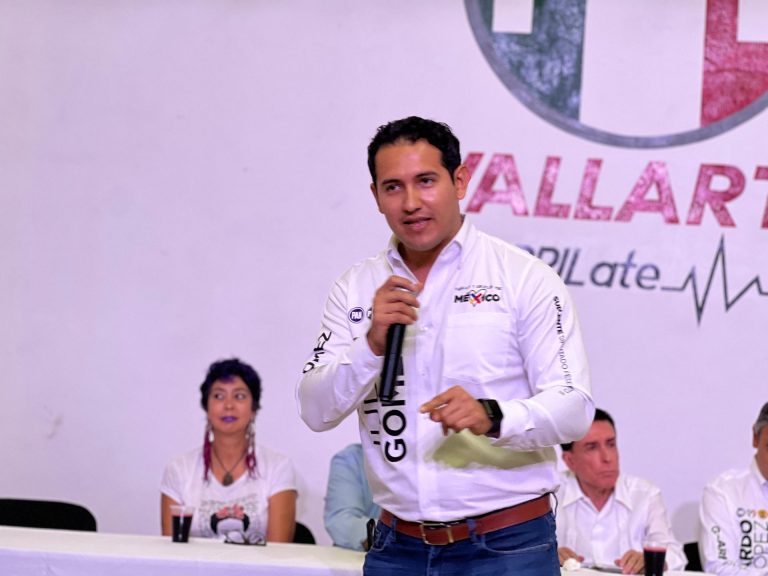 Julio Gómez Arechiga en arranque de campaña