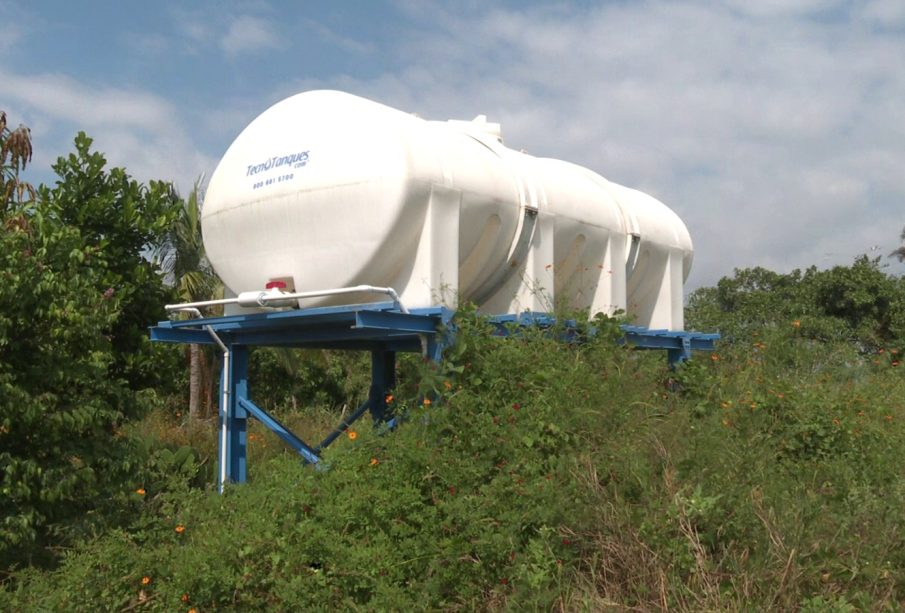 Tanque de agua instalado en Chulavista