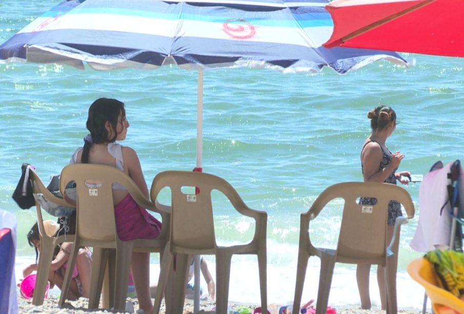 Turistas en la playa