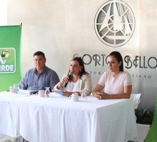 Magaly Fregoso se dice preparada para debates con sus contrincantes