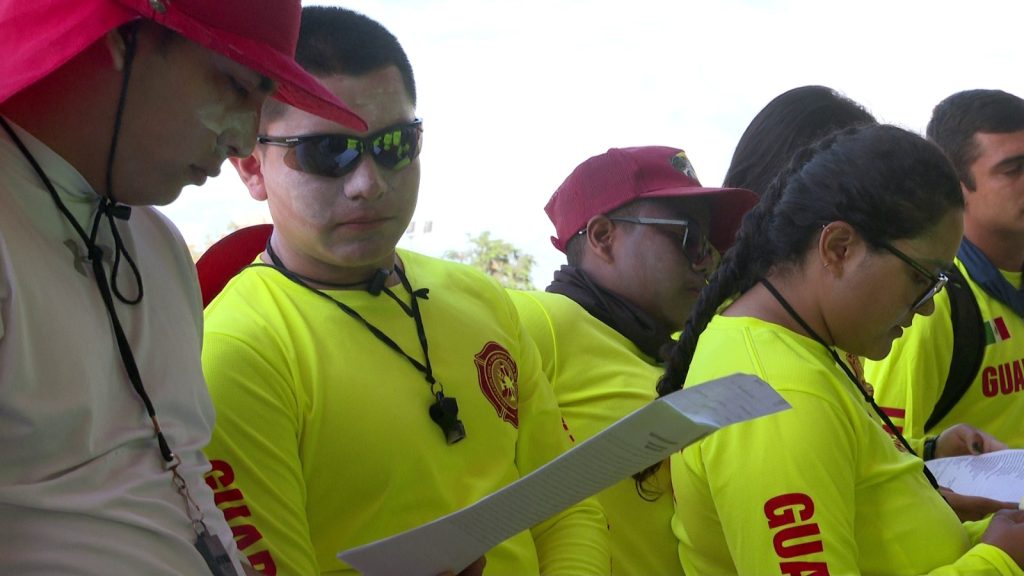 Llegan 17 guardavidas voluntarios a PC y Bomberos de Bahía para Semana Santa y Pascua