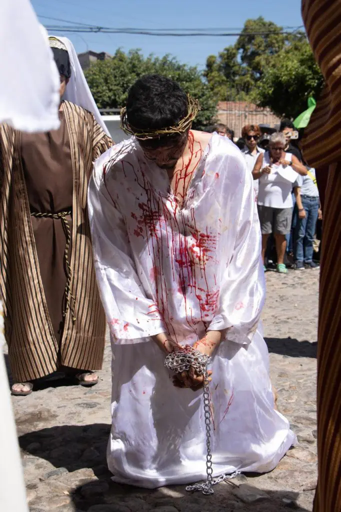 Centro de Puerto Vallarta revive la Pasión y muerte de Jesucristo