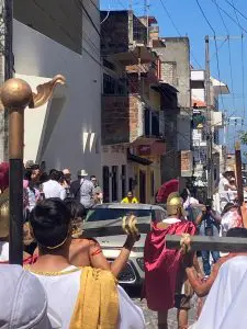 Centro de Puerto Vallarta revive la Pasión y muerte de Jesucristo
