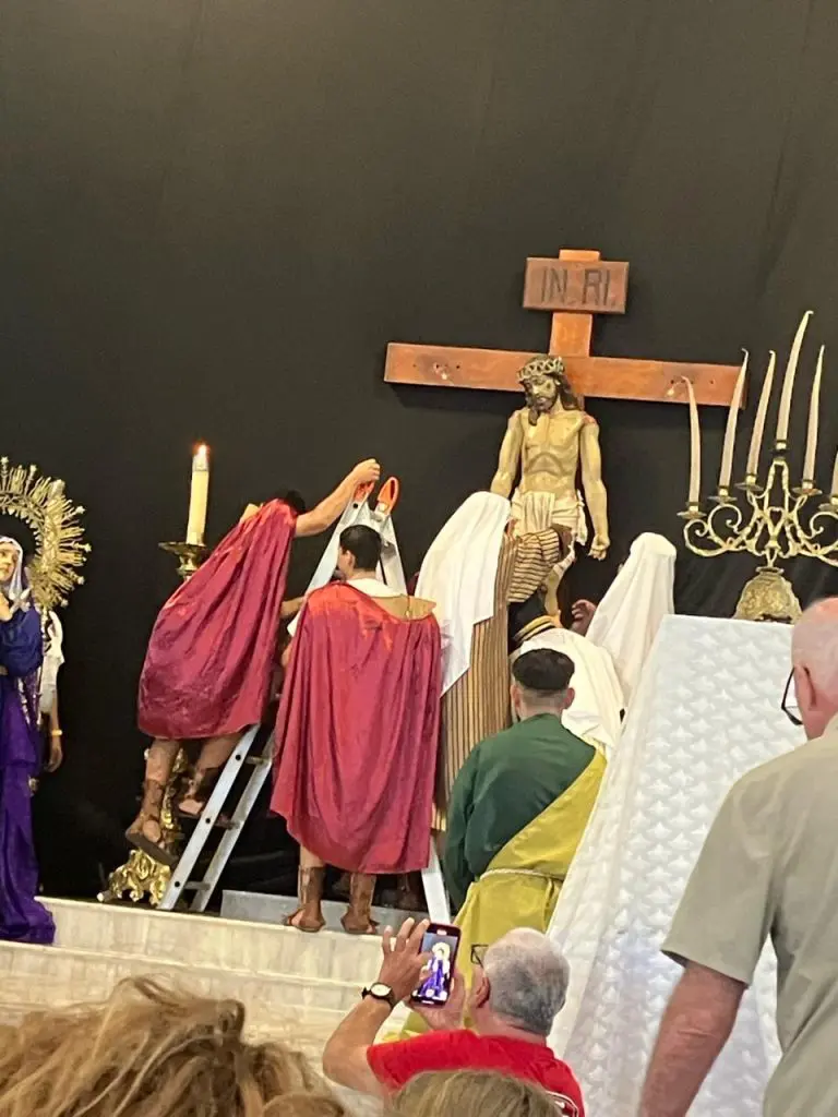 Centro de Puerto Vallarta revive la Pasión y muerte de Jesucristo