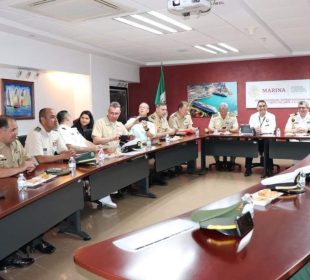 Agregados militares extranjeros visitan Puerto Vallarta