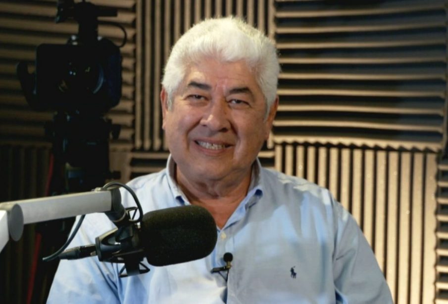 Francisco Ramírez Acuña en entrevista en Radio