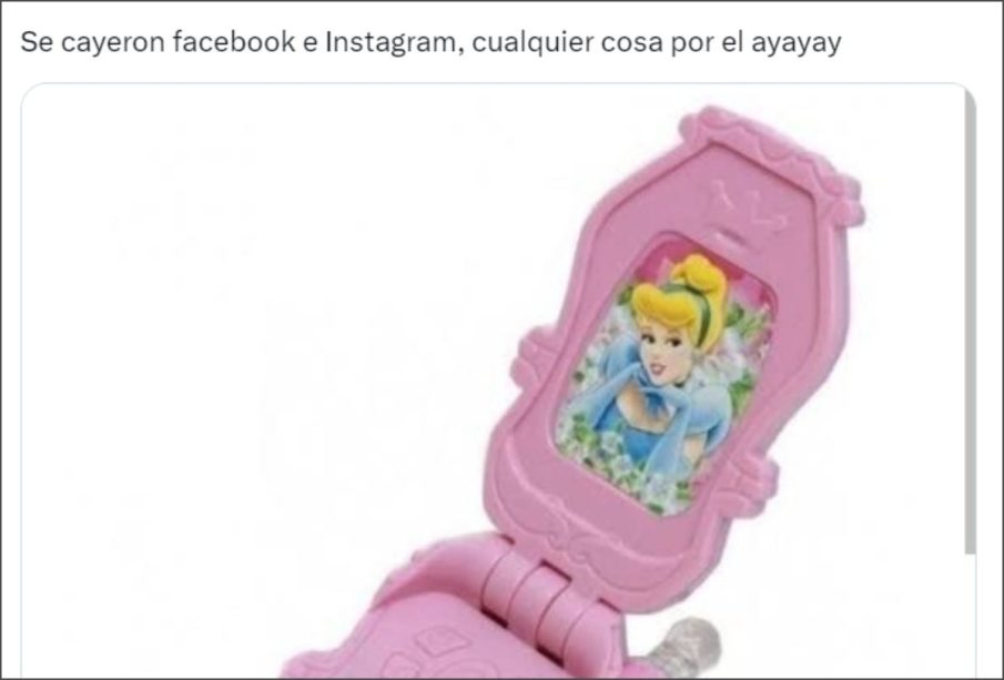 Meme caída Facebook.