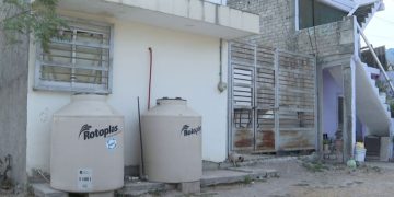 Seapal Vallarta raciona agua a vecinos de Chulavista en Ixtapa
