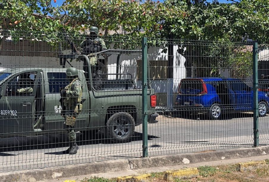 Camioneta asegurada