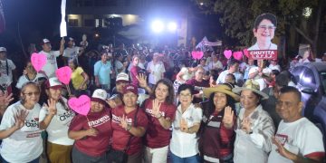 Chuyita López suma más liderazgos en Ixtapa