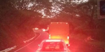 Cierran carretera Federal 200 a la altura de El Guamúchil